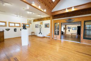 The Blackburn Gallery Opens In Nellysford Va